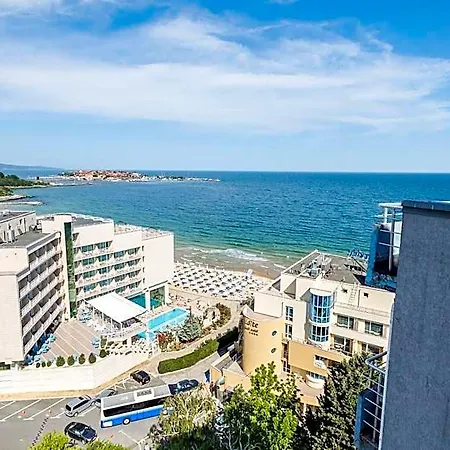 Arsenal Hotell